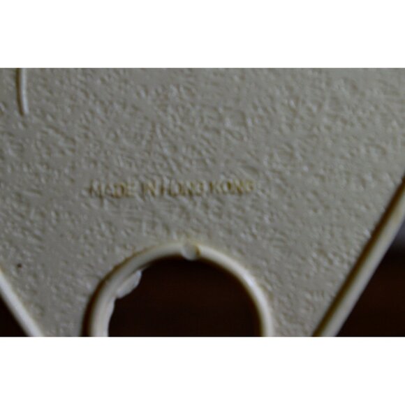 Vintage Tupperware Nail Salon Manicure Helper Tool Retro Fingernail Gadget - Picture 5 of 5